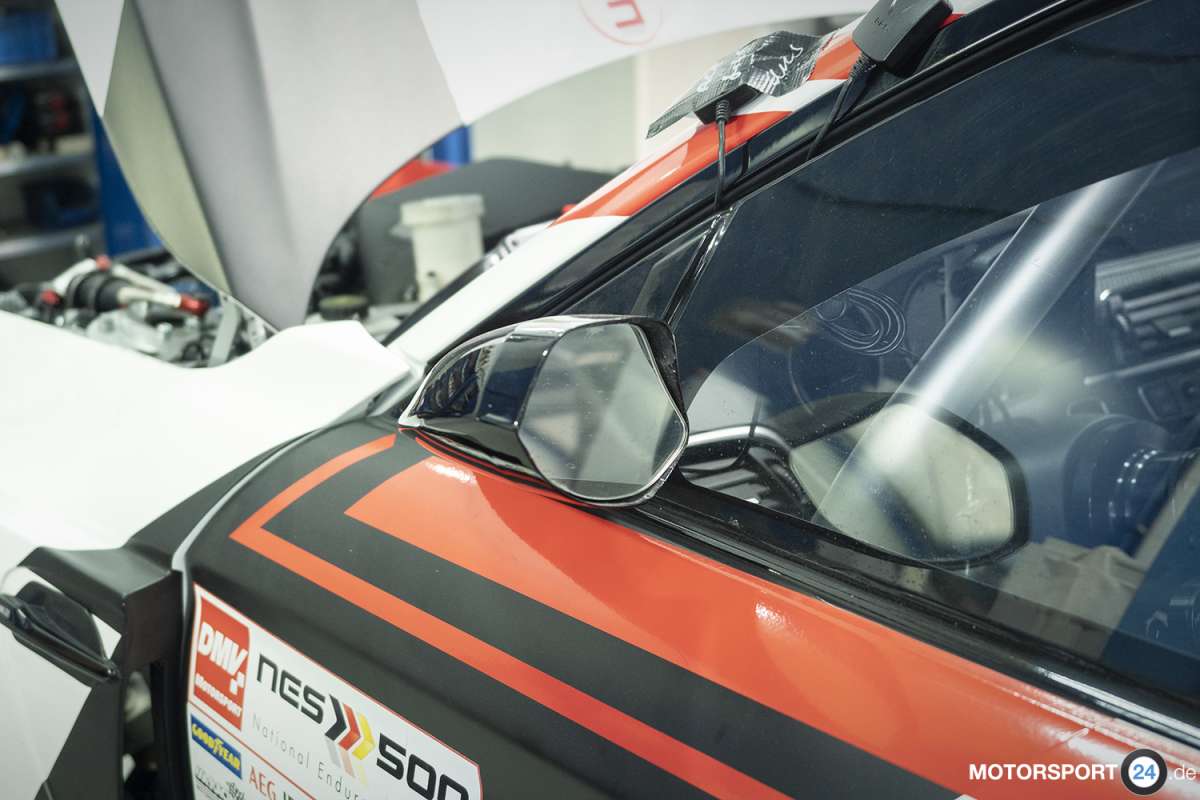 BMW Motorsport GT2 mirror