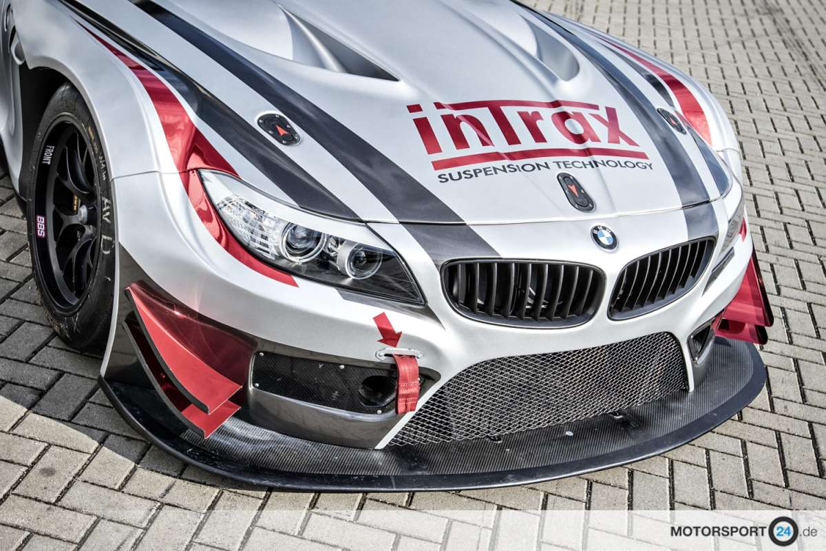 BMW Z4 GT3 hood