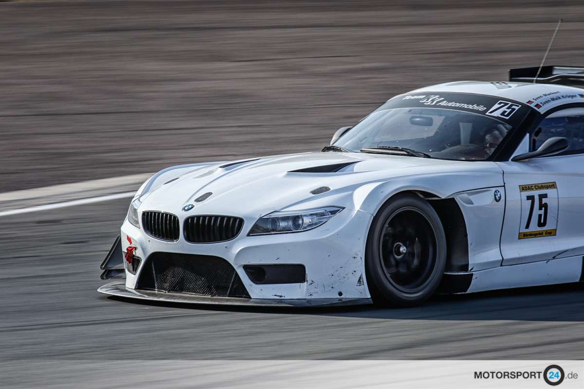 BMW Z4 GT3 hood